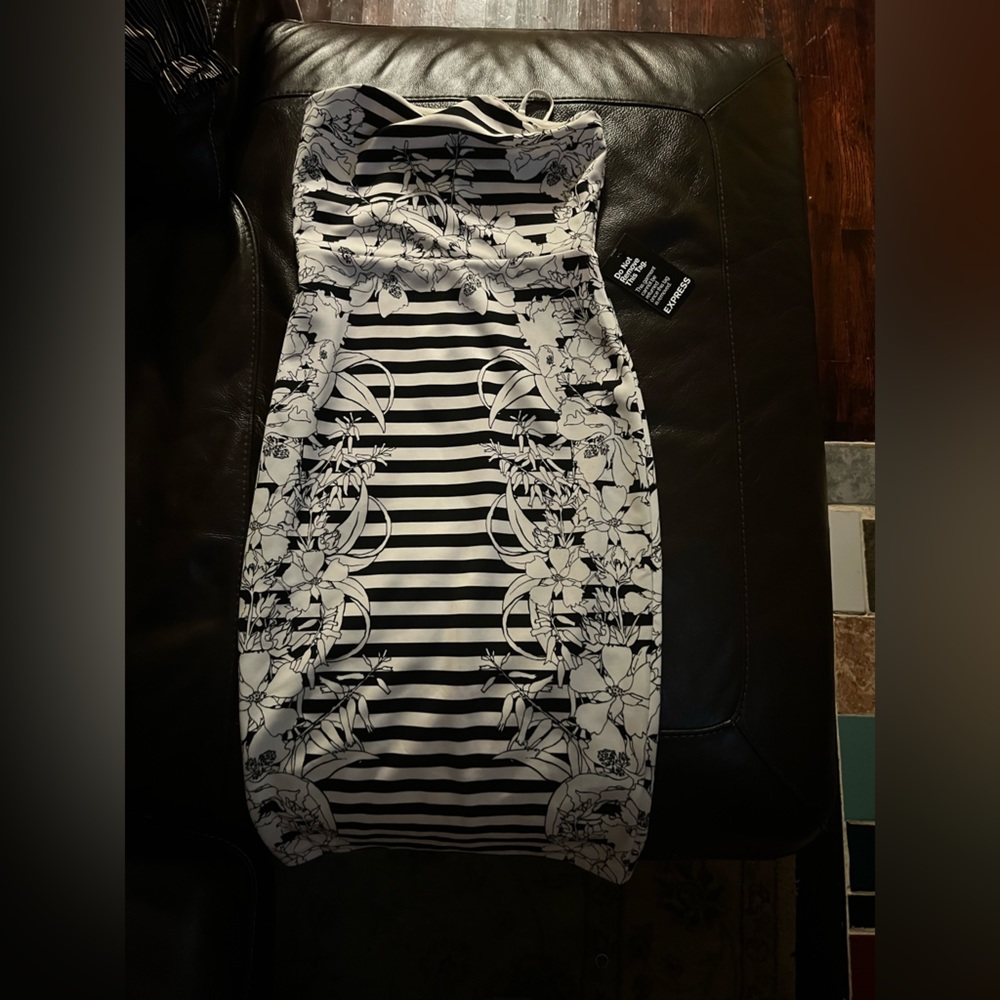 Black & White Express Dress